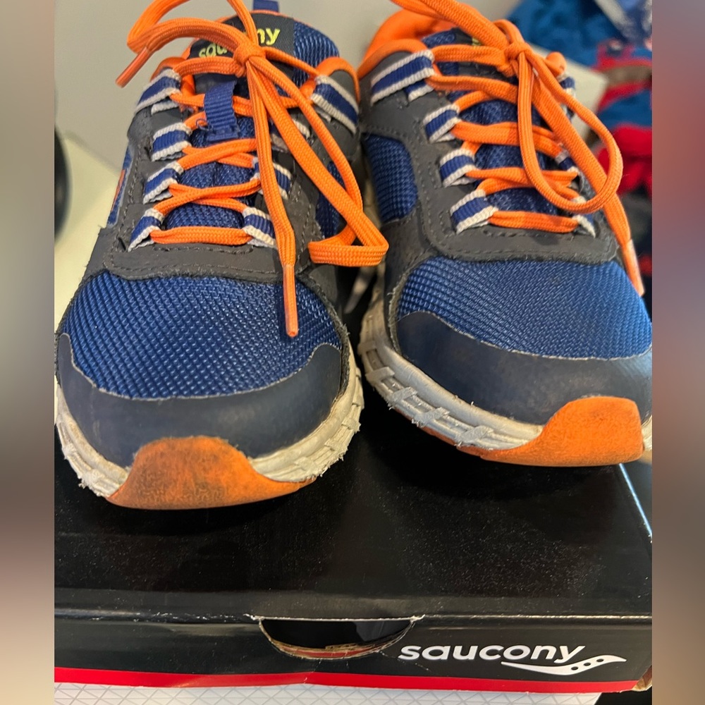Saucony Wind Shield